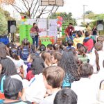 “Gurises” llevó diversión y entregó mobiliario a escuela de Garupá “Gurises” llevó diversión y entregó mobiliario a escuela de Garupá