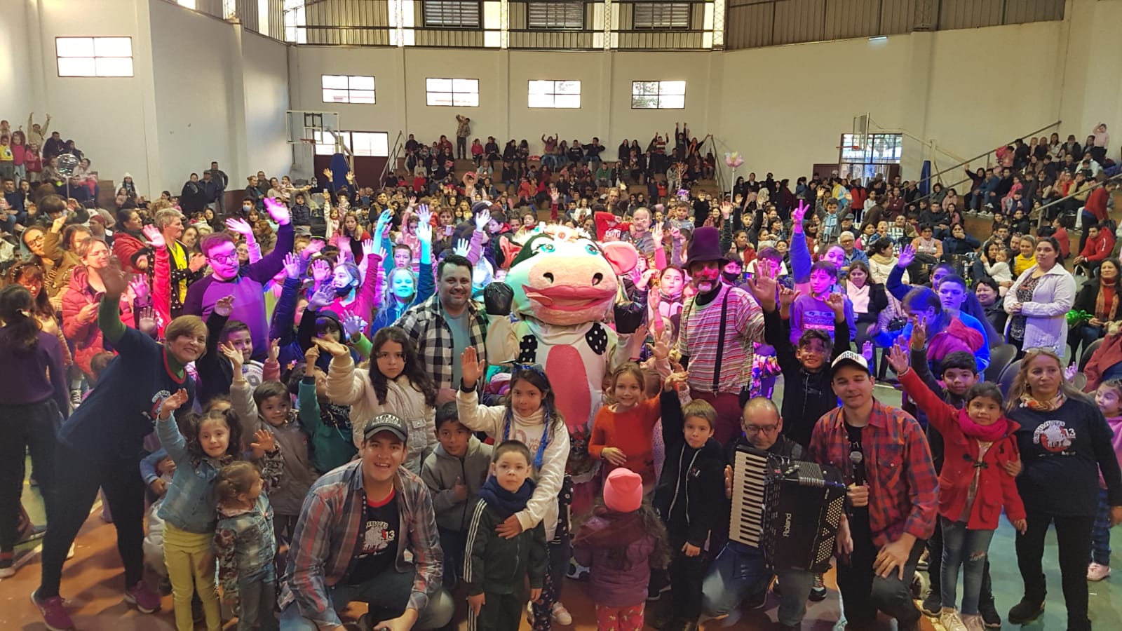 La celebración de San Antonio de Padua, patrono de Oberá, fue animada por el programa “Gurises Felices”.