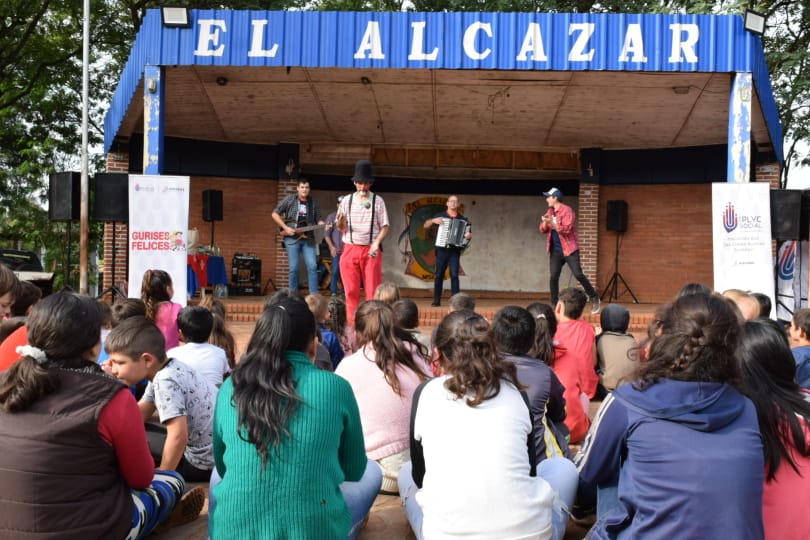 Gurises Felices en El Alcázar