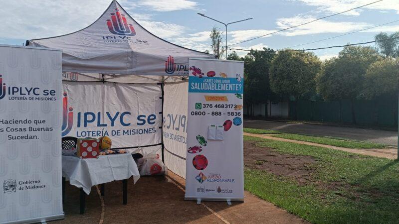 stand del Juego Responsable en plaza de Itaembé Miní