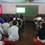 Estudiantes de Garuhapé, de la escuela 714, durante la charla de prevención de adicciones.