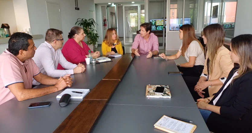 Directivos en la reunión donde se delinearon acciones para el cumplimiento de los ODS.