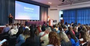 Participantes durante el congreso sobre prevención de adicciones.