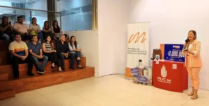 Sala de sorteos durante el sorteo del Bono Estudiantil.