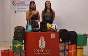 Momento del sorteo. Ganadores del concurso “Yo juego saludable”. Juego Responsable.