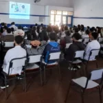 Alumnos del CEP 27 durante durante la charla. Charlas de prevención Zona centro