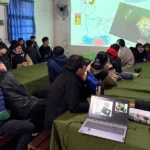 Alumnos del IEA 4 durante el encuentro con Juego Responsable en Loreto.