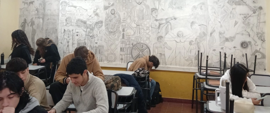 Alumnos del CEP 21 de Alem participan de la charla con Juego Responsable.