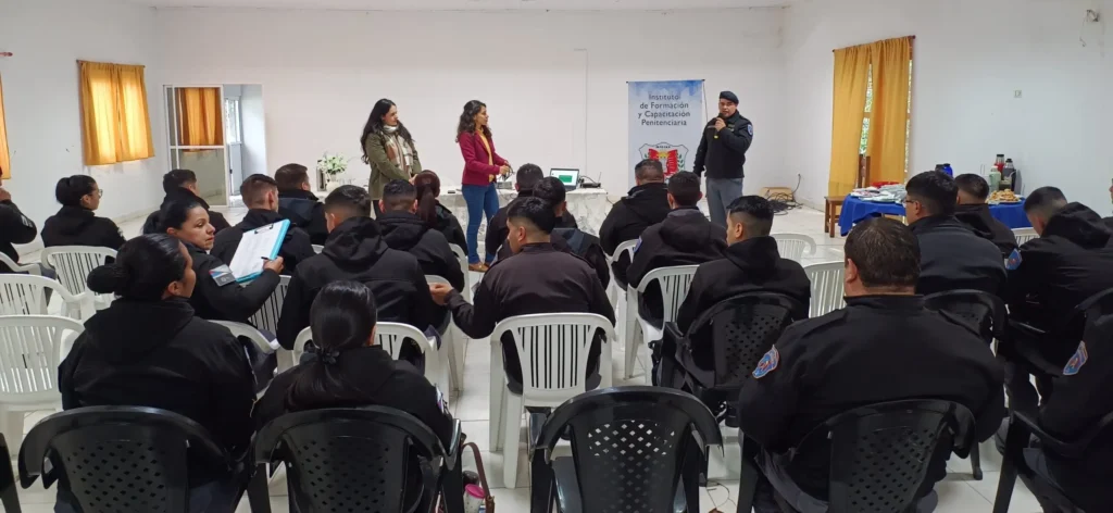 Capacitación sobre apuestas en adolescentes a Penitenciarios. Juego Responsable.