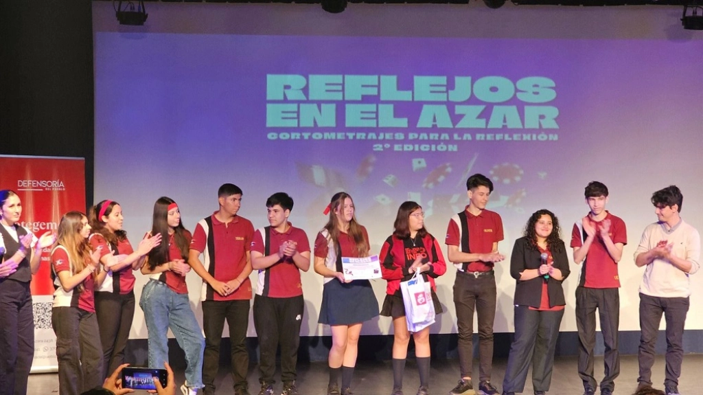 Alumnos de cortometraje premiado.