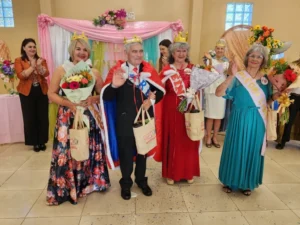Reyes de la Primavera, junto a la Embajadora y Miss Simpatía.