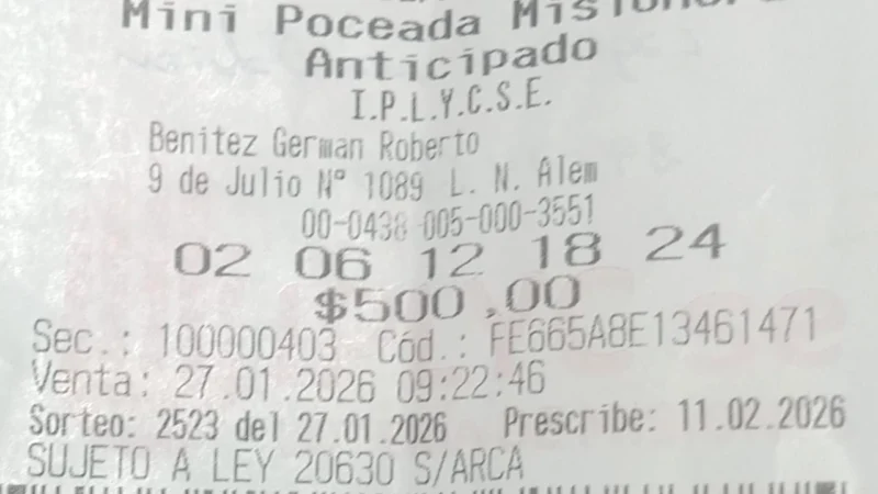 Ticket ganador de la Mini Poceada. Usará el premio para unas vacaciones en familia.