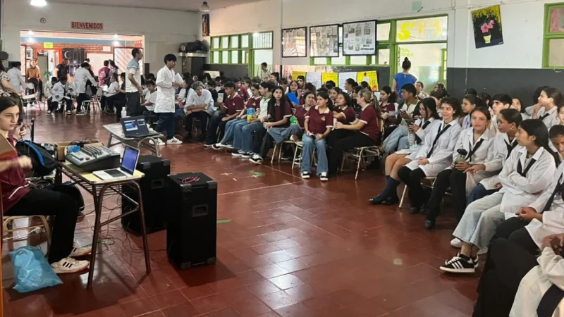 Alumnos del BOP 14 de Corpus desarrollan una actividad de reflexión y pensamiento crítico junto a Juego Responsable.