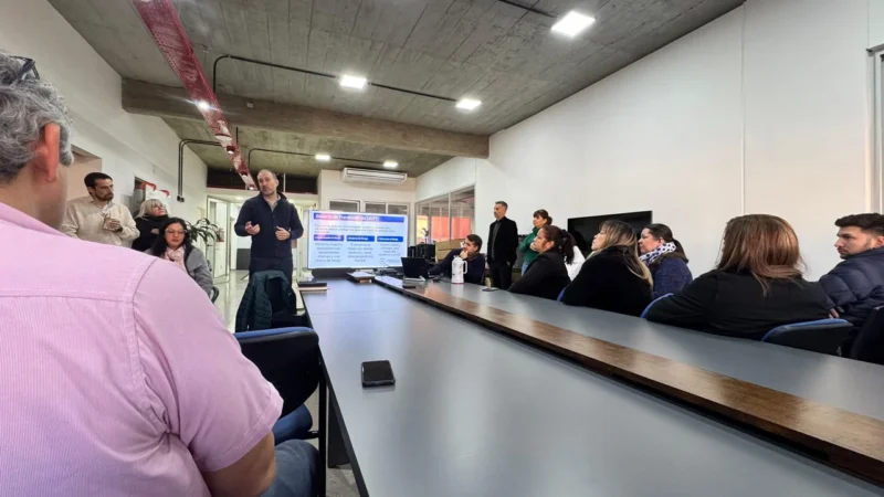 Personal del IPLyC durante la capacitación sobre Prevención de Lavado de Activos y Financiamiento del Terrorismo.