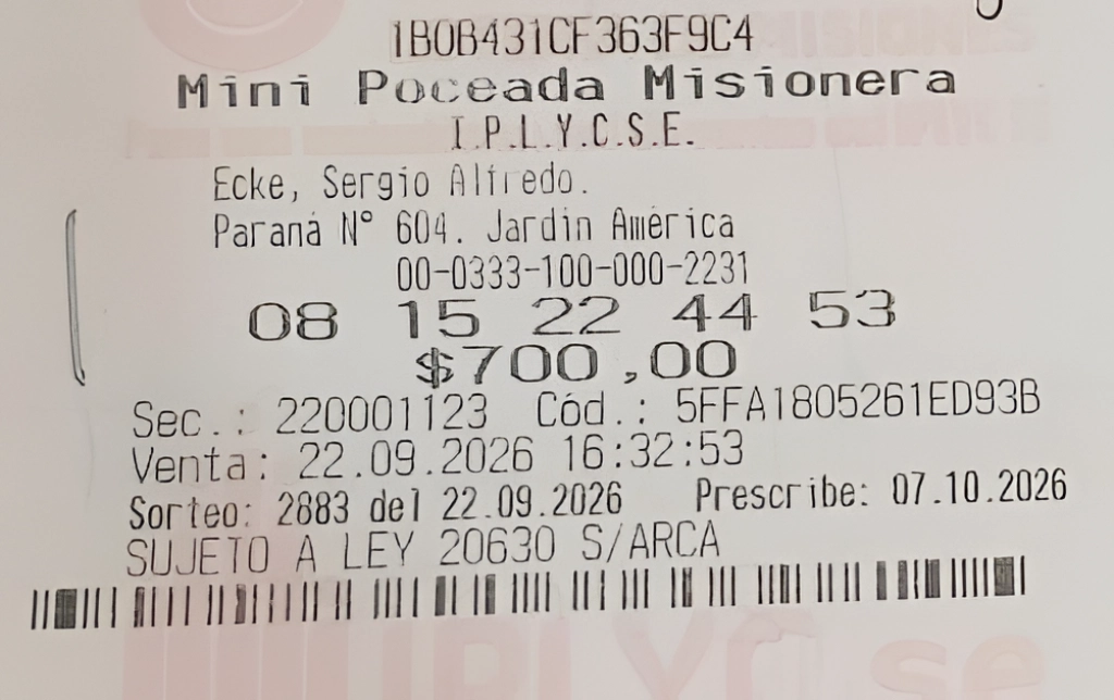 Ticket ganador de la Mini Poceada. Con el dinero, el ganador piensa ayudar a sus hijos estudiantes.